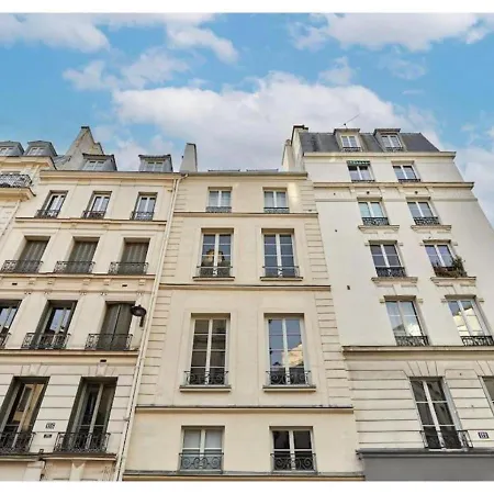 Apartment Le Marais Place Des Vosges By Prestige *